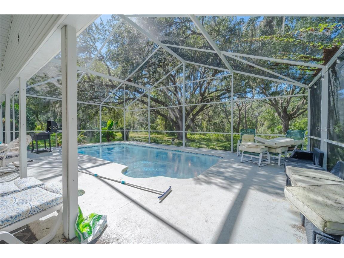 4242 Leafway Circle Leesburg FL 34748 O6354460 image17