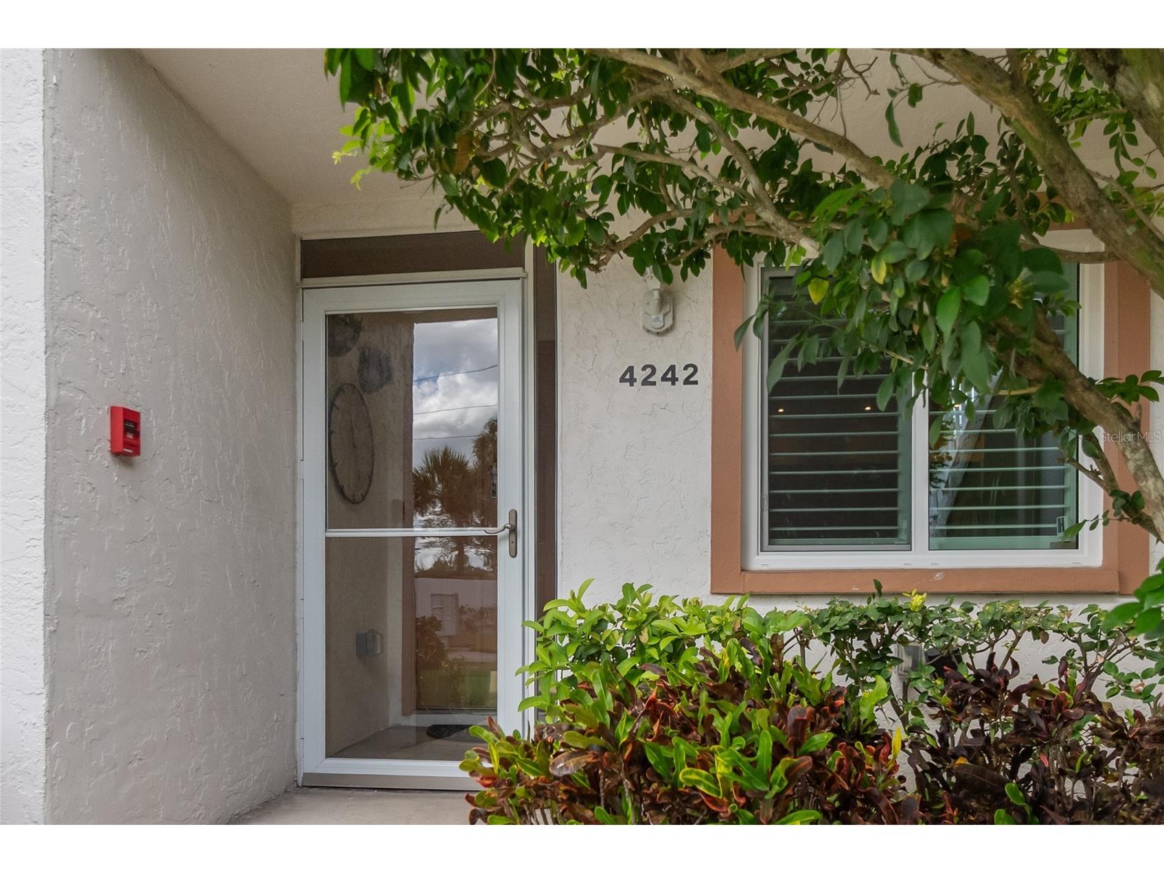 4242 Madeira Court #3315 Sarasota FL 34233 A4685842 image1