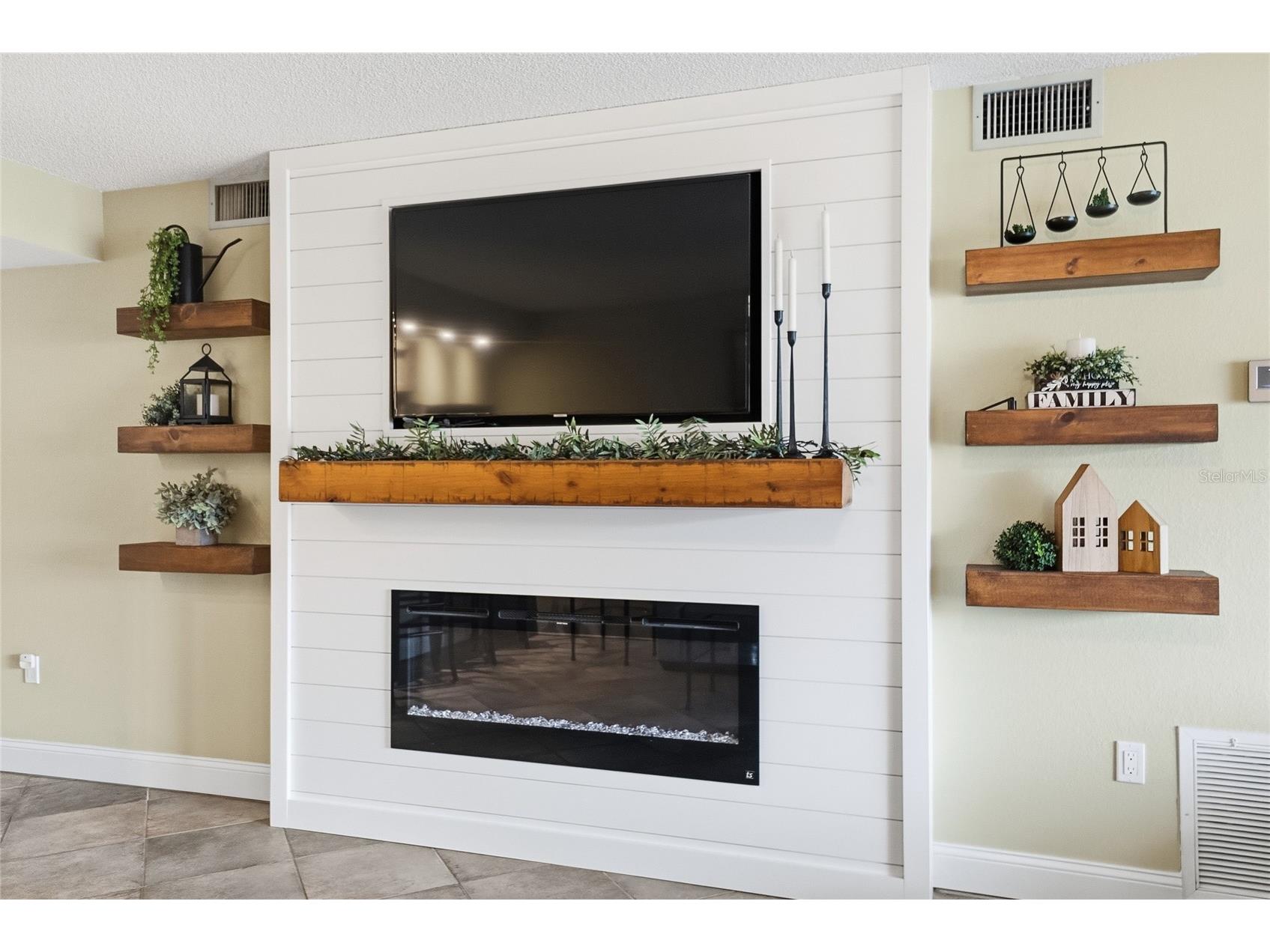 4242 Madeira Court #3315 Sarasota FL 34233 A4685842 image11