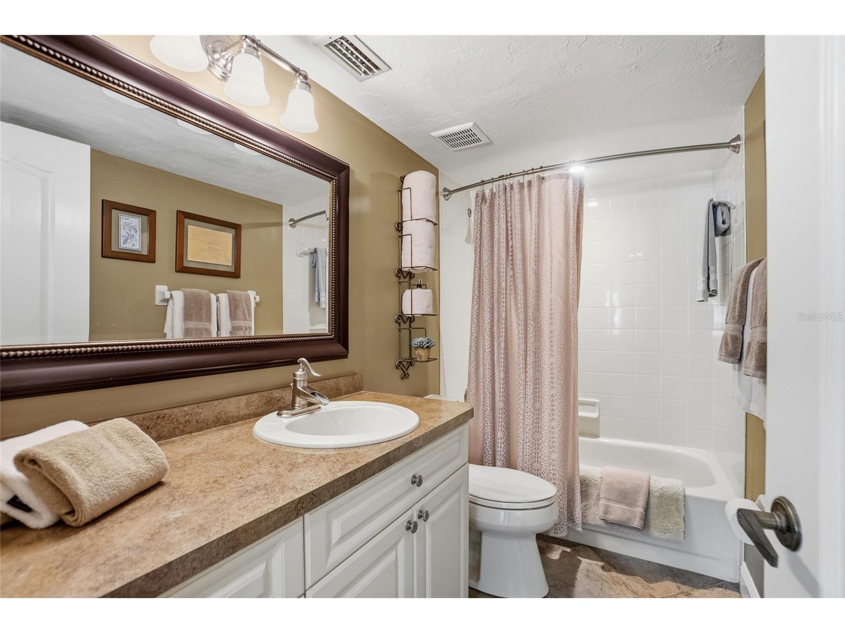4242 Madeira Court #3315 Sarasota FL 34233 A4685842 image26