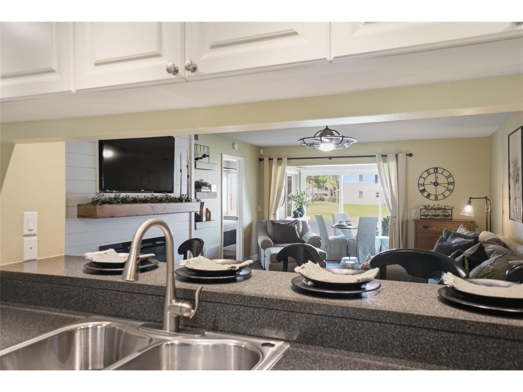 4242 Madeira Court #3315 Sarasota FL 34233 A4685842 image7