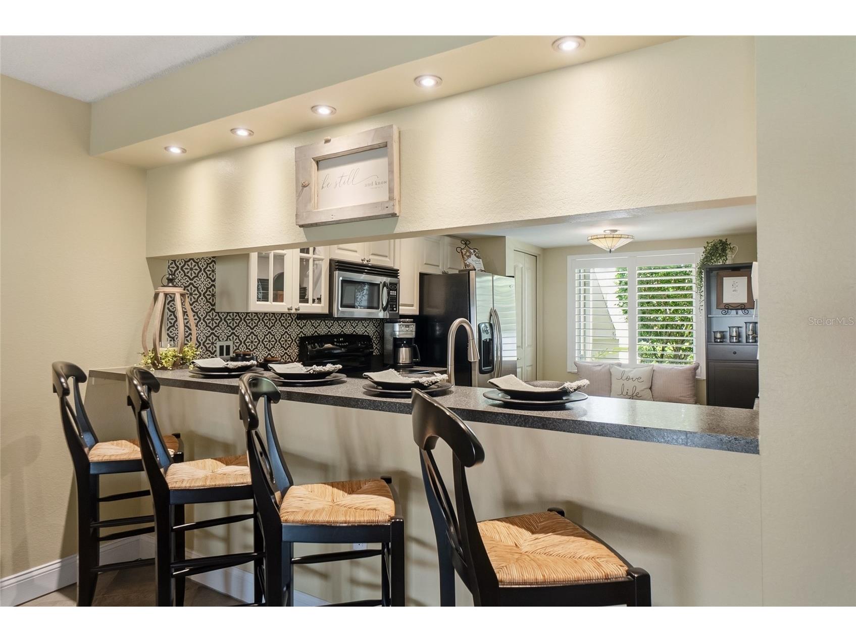 4242 Madeira Court #3315 Sarasota FL 34233 A4685842 image8