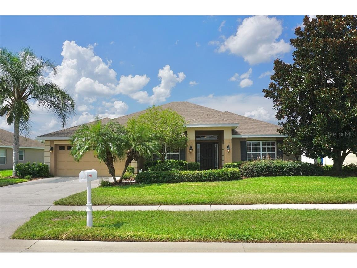 4242 Mandolin Boulevard Winter Haven FL 33884 P4926891 image1