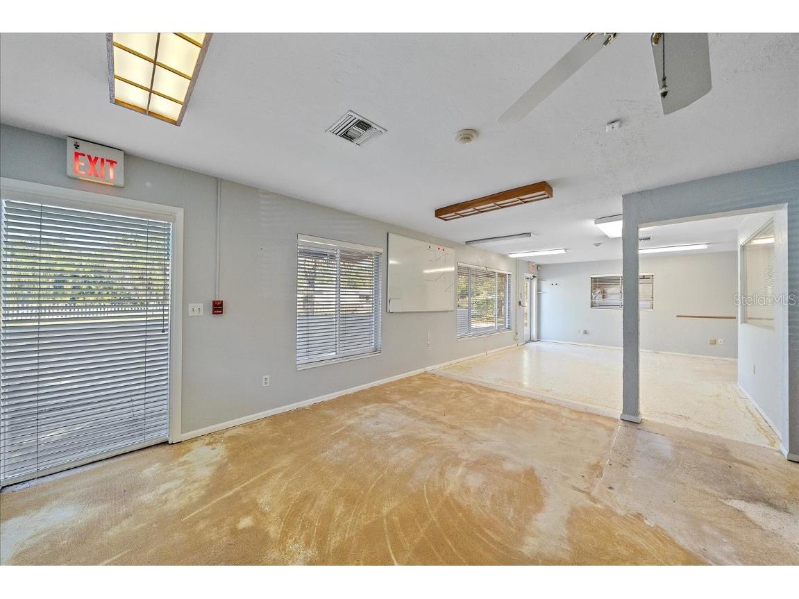 4242 Mcintosh Lane Sarasota FL 34232 A4659091 image11