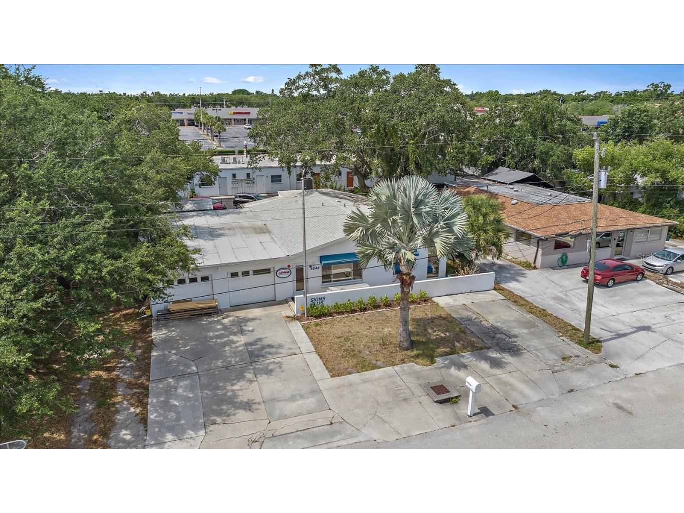 4242 Mcintosh Lane Sarasota FL 34232 A4659091 image4