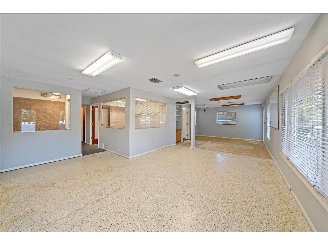 4242 Mcintosh Lane Sarasota FL 34232 A4659091 image9