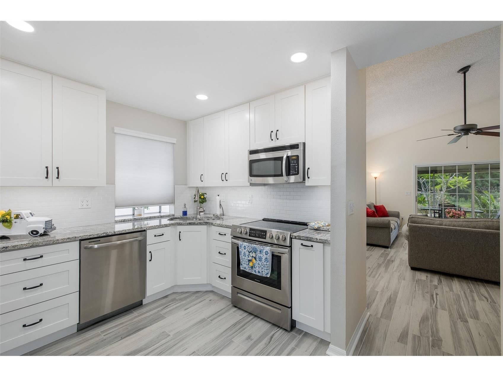 4242 Northampton Drive New Port Richey FL 34653 W7887787 image12