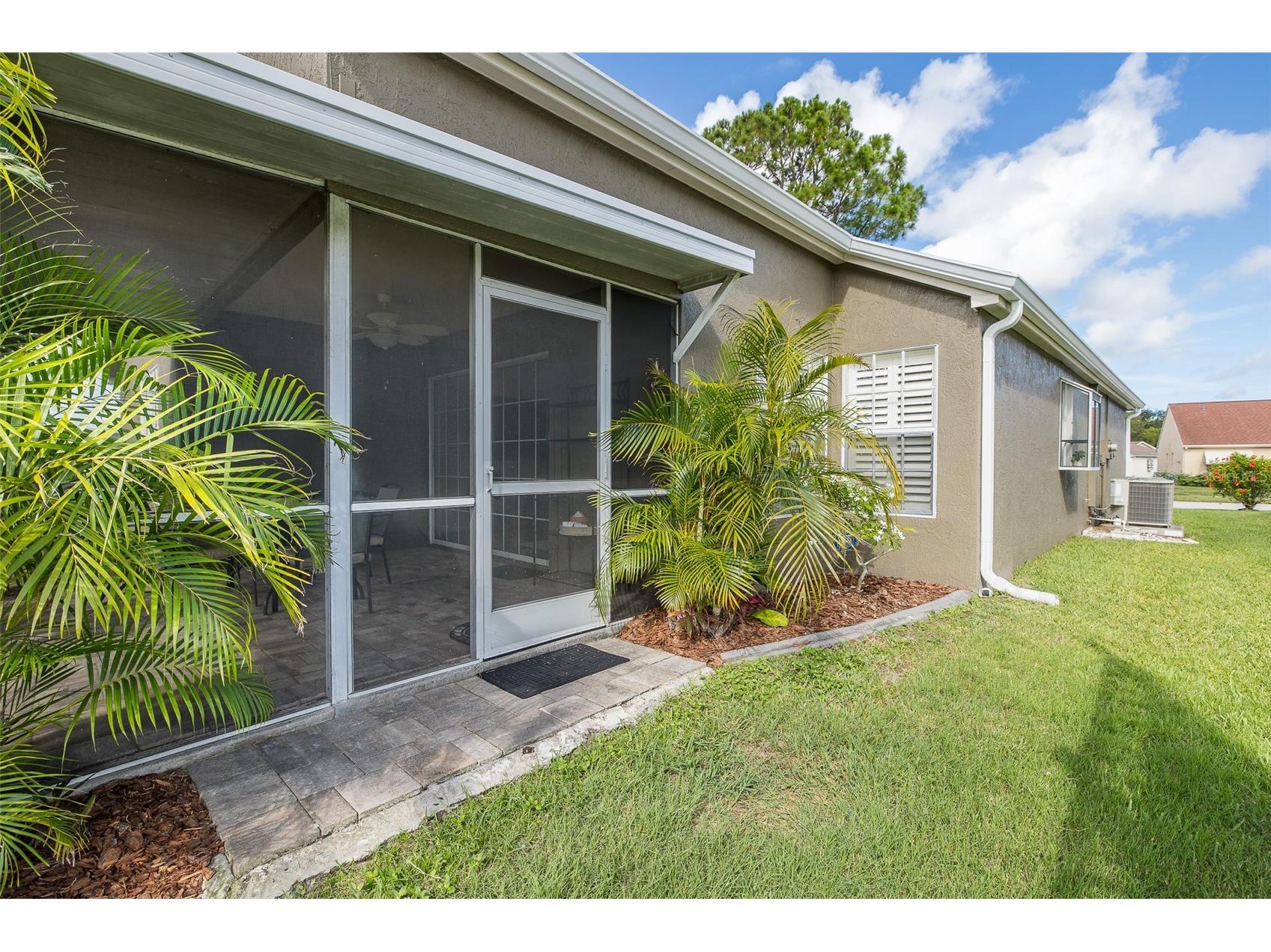 4242 Northampton Drive New Port Richey FL 34653 W7887787 image31