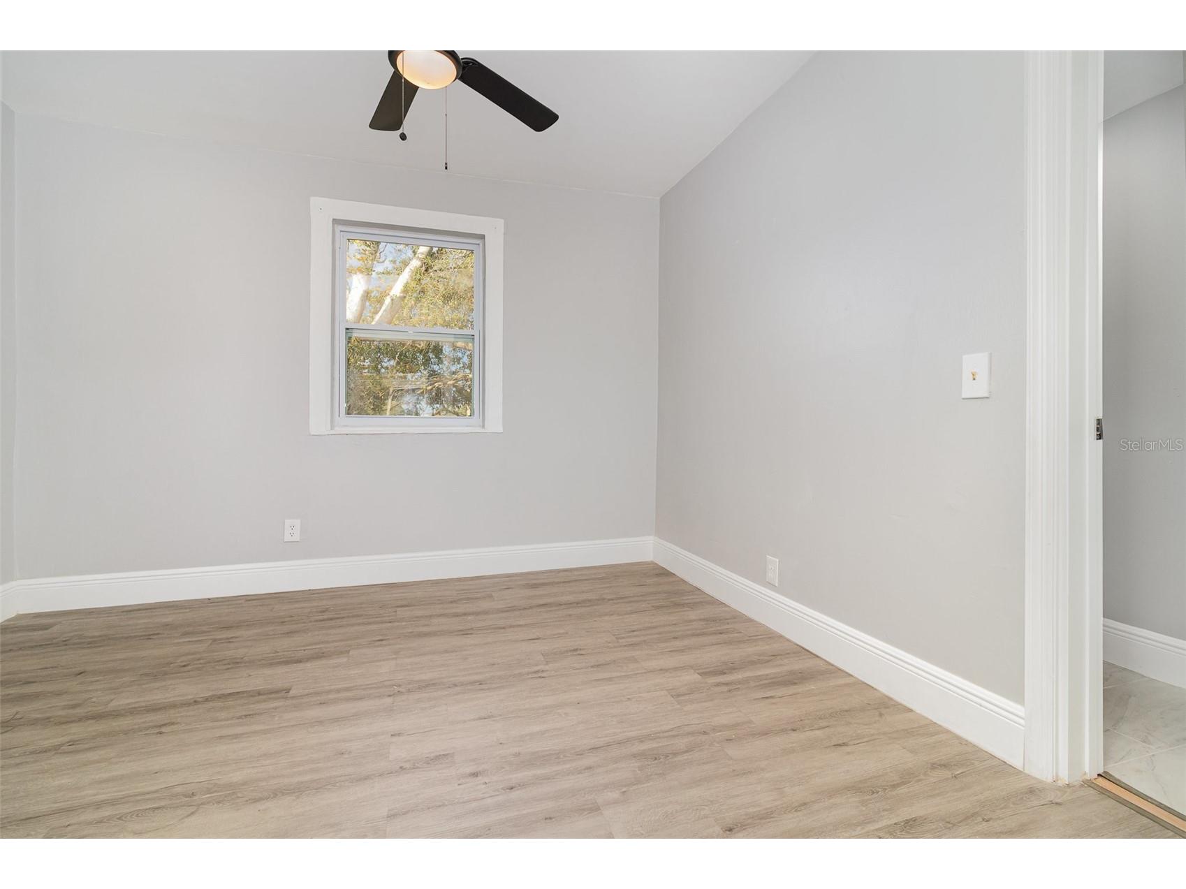 4242 Raleigh Street Orlando FL 32811 O6406782 image15