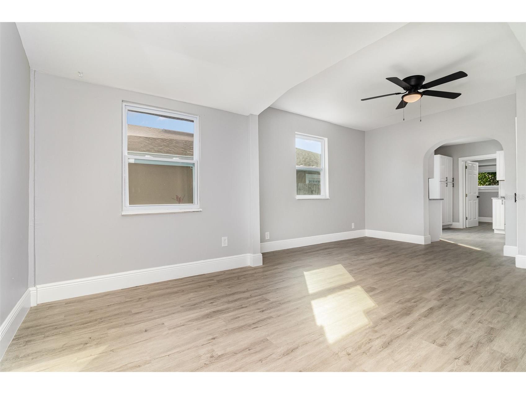 4242 Raleigh Street Orlando FL 32811 O6406782 image4