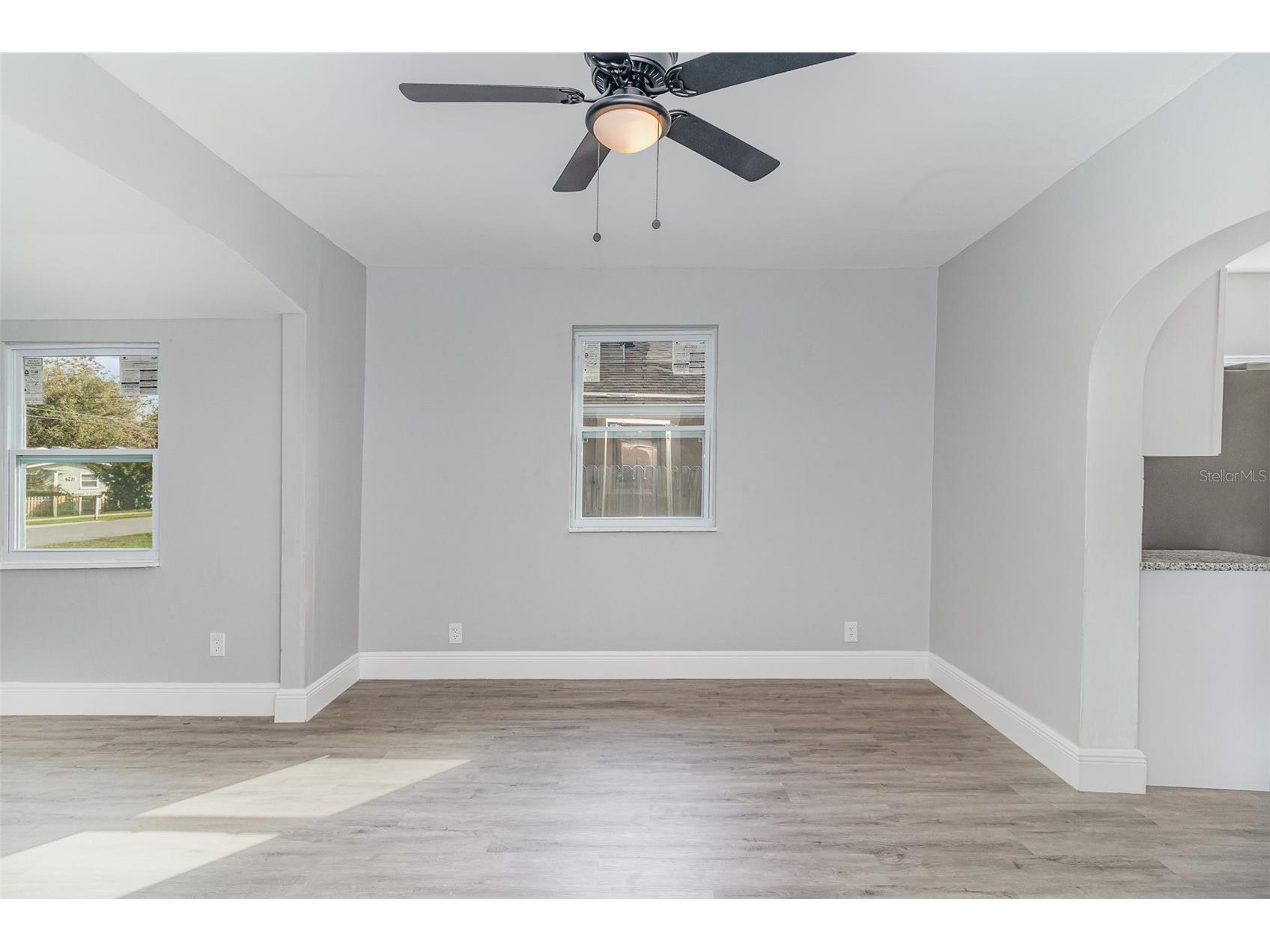 4242 Raleigh Street Orlando FL 32811 O6406782 image8