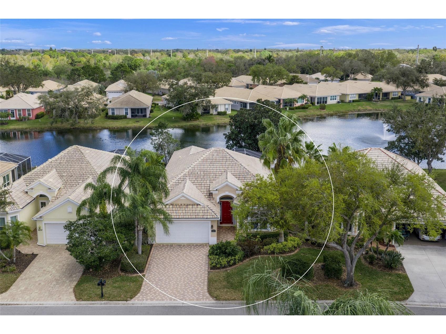 4243 Miriana Way Sarasota FL 34233 A4685208 image1