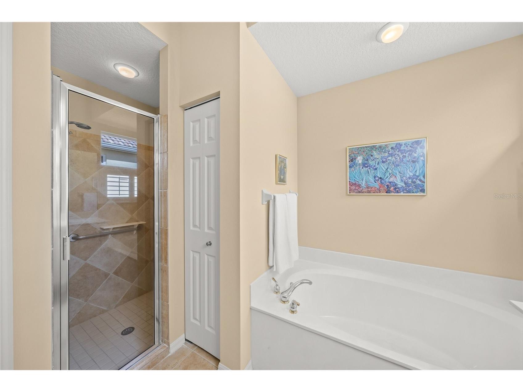 4243 Miriana Way Sarasota FL 34233 A4685208 image24