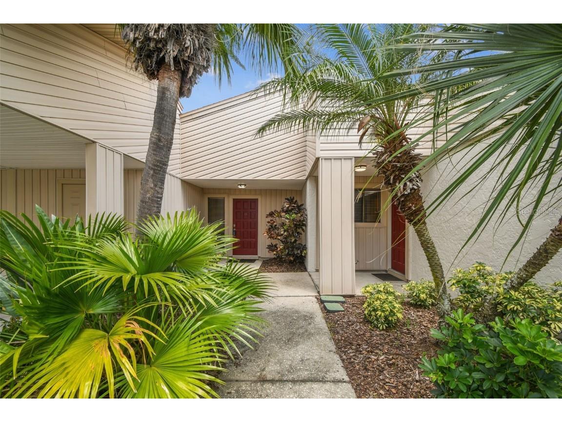 4243 Oak Loop Mulberry FL 33860 L4954323 image1