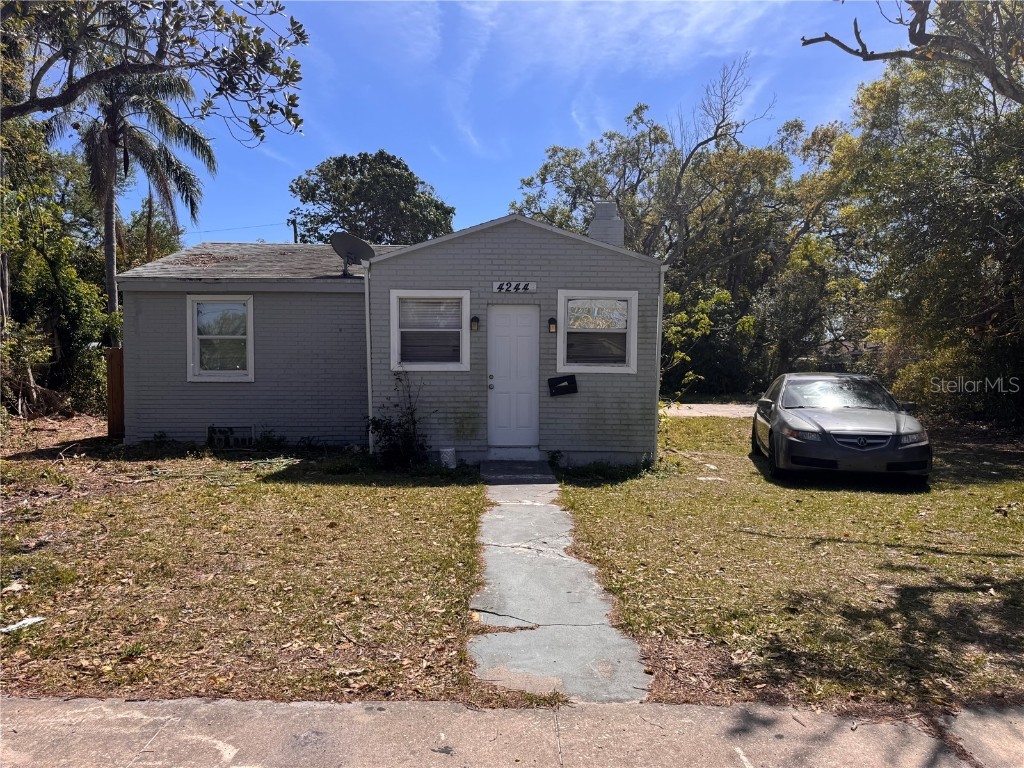 4244 12th Avenue S Saint Petersburg FL 33711 TB8363298 image1