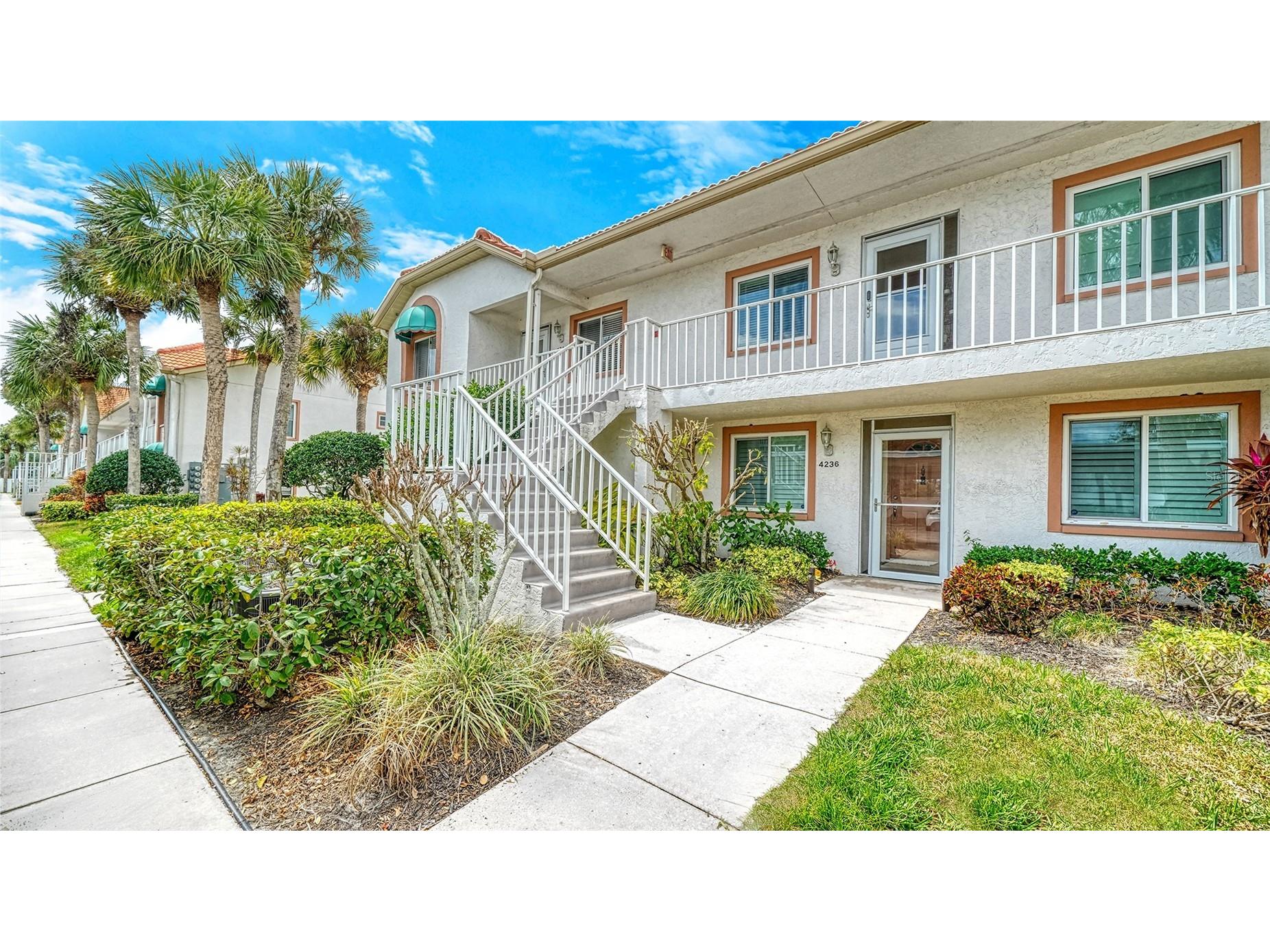 4244 Madeira Court #3316 Sarasota FL 34233 A4684792 image2