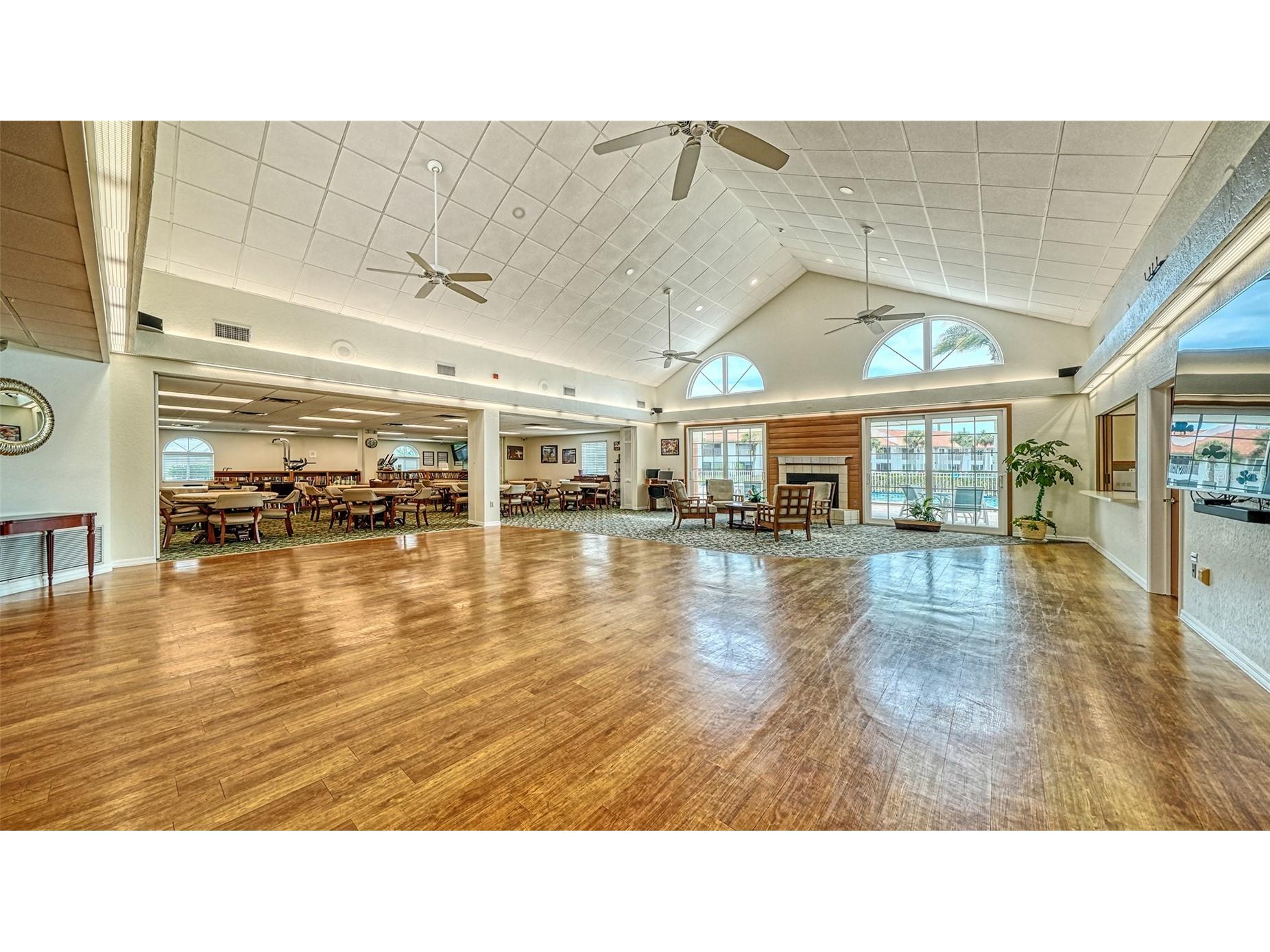 4244 Madeira Court #3316 Sarasota FL 34233 A4684792 image45