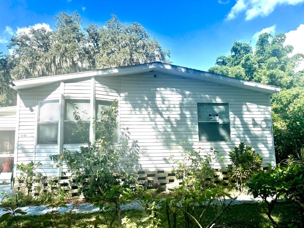 4245 Seaberg Road Zephyrhills FL 33541 TB8308745 image1