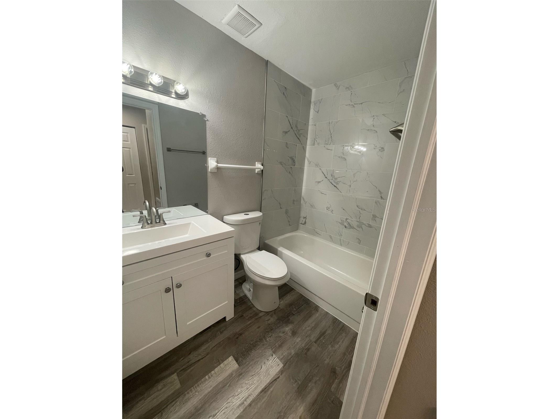 4246 Hokan Avenue North Port FL 34287 N6144909 image13