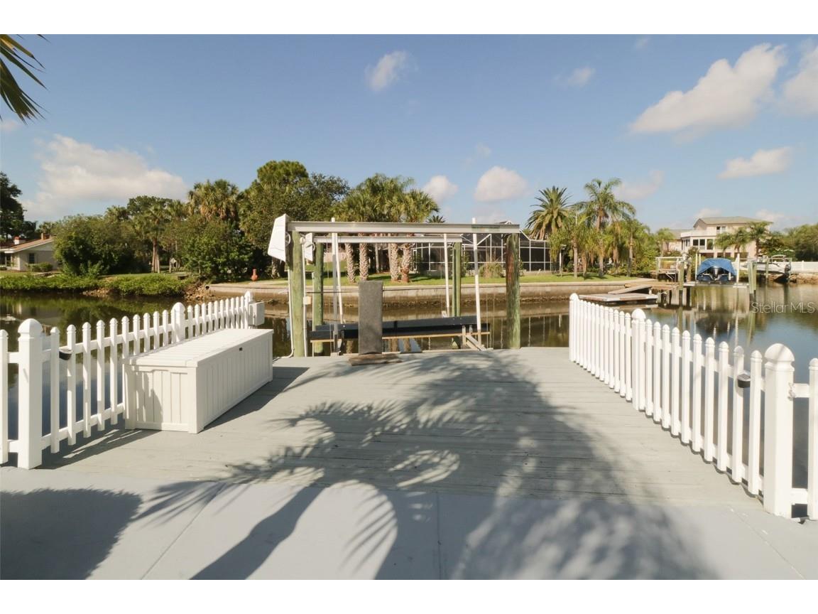 4246 Marine Parkway New Port Richey FL 34652 U8202875 image1