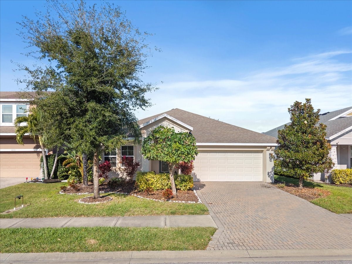 4247 Adelaar Drive Sarasota FL 34240 A4674879 image1