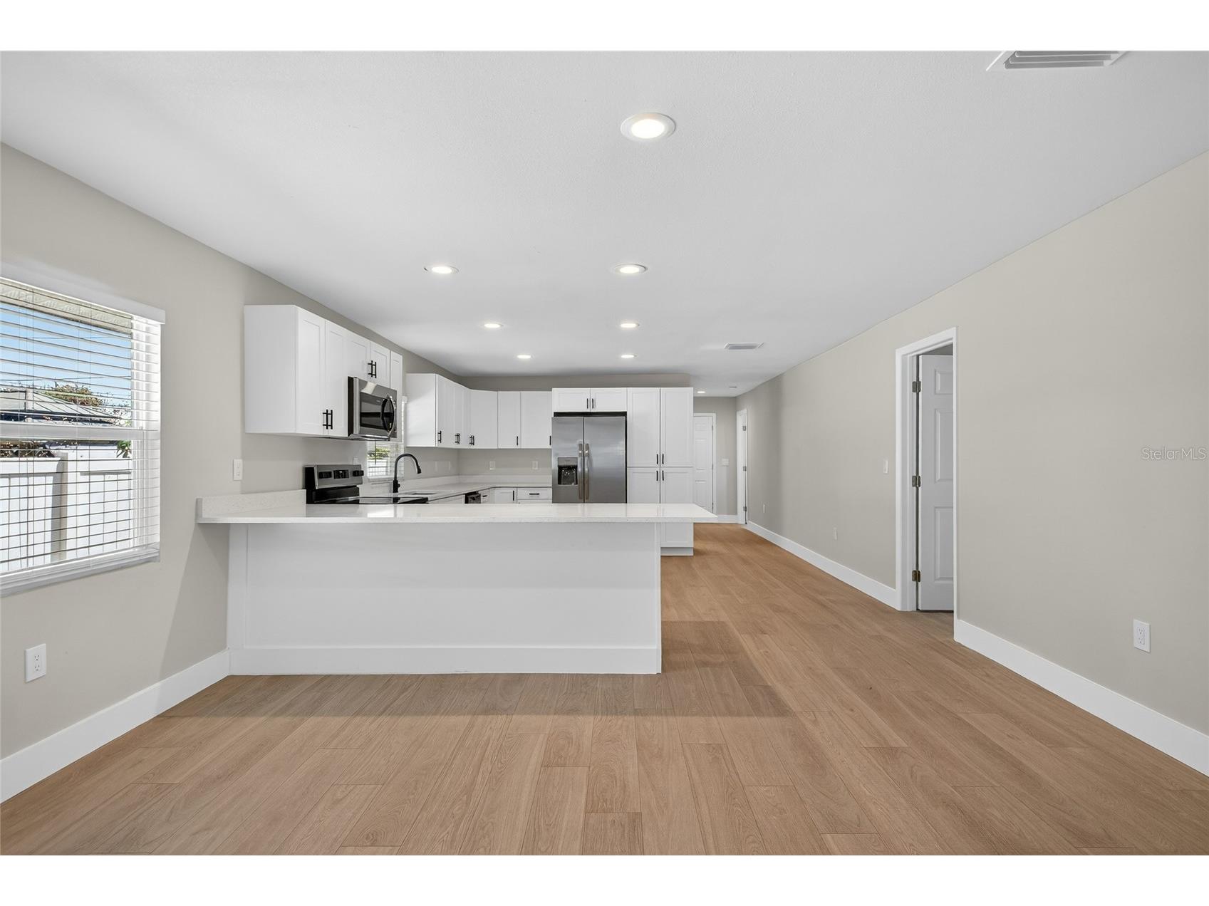 4248 4th Avenue S Saint Petersburg FL 33711 TB8513941 image16