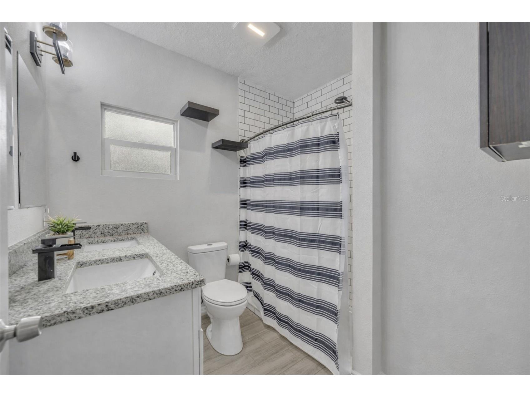 4248 Minoso Street Orlando FL 32811 V4948306 image14