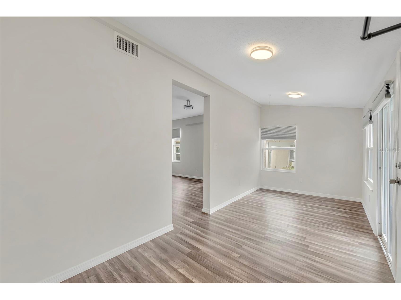 4248 Minoso Street Orlando FL 32811 V4948306 image3