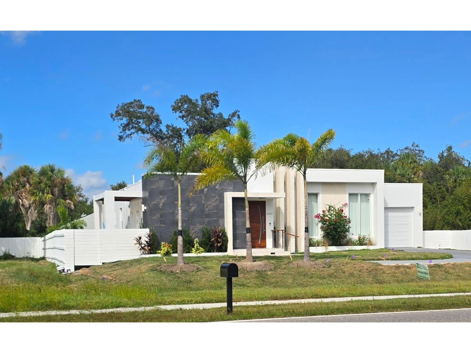 4249 S Cranberry Boulevard North Port FL 34286 C7514606 image1