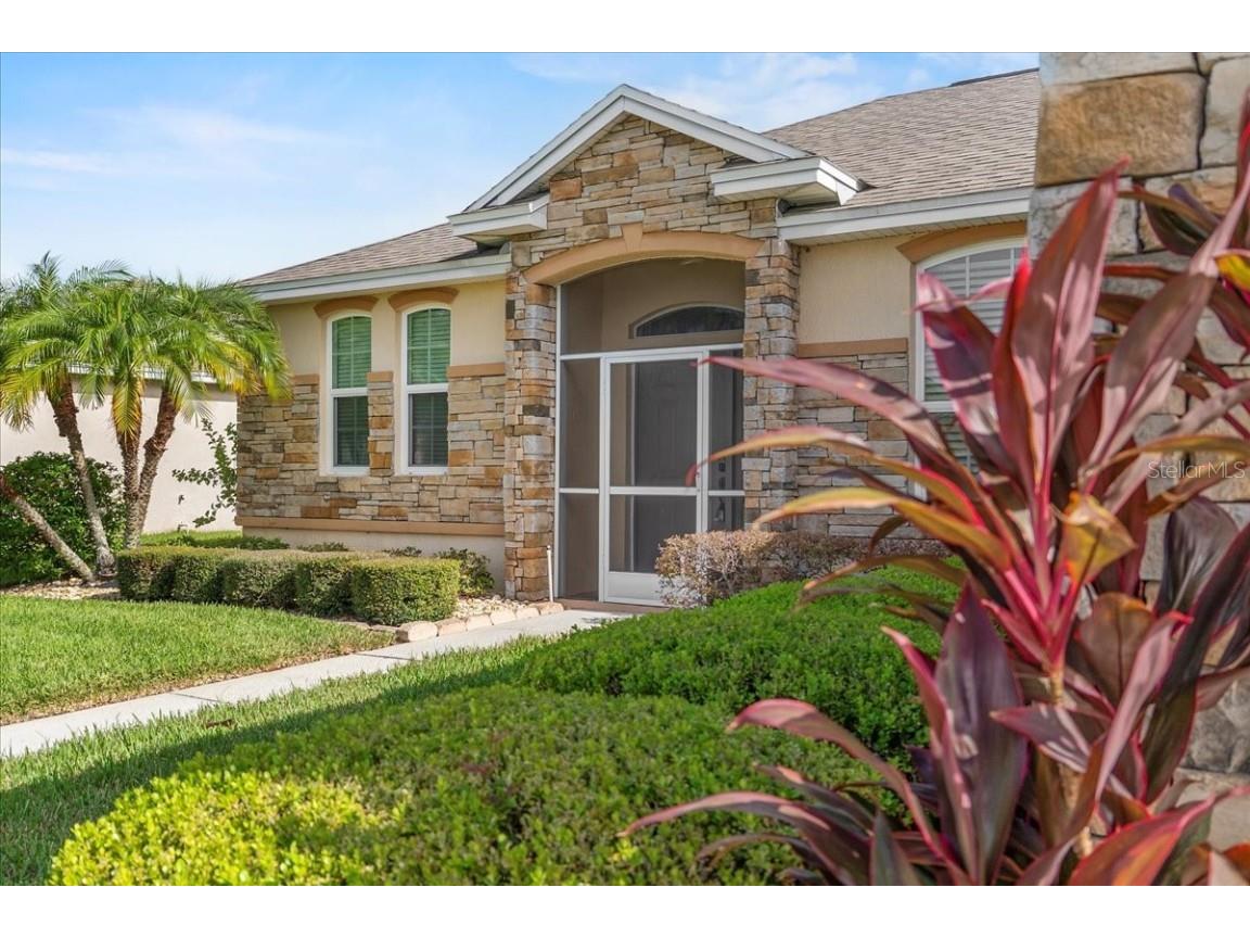 4249 Windchime Lane Lakeland FL 33811 L4954605 image2