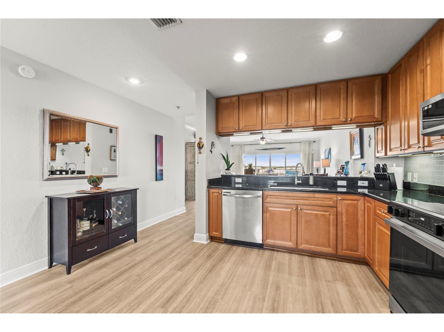 425 150th Avenue #2303 Madeira Beach FL 33708 TB8500323 image11