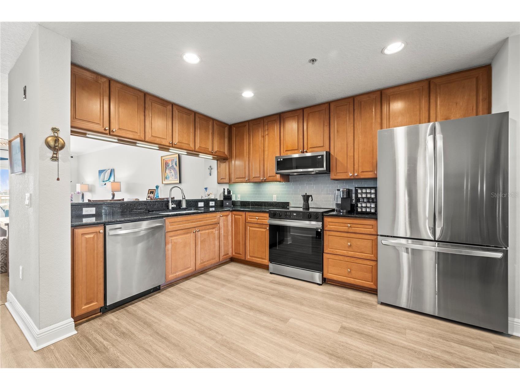425 150th Avenue #2303 Madeira Beach FL 33708 TB8500323 image4