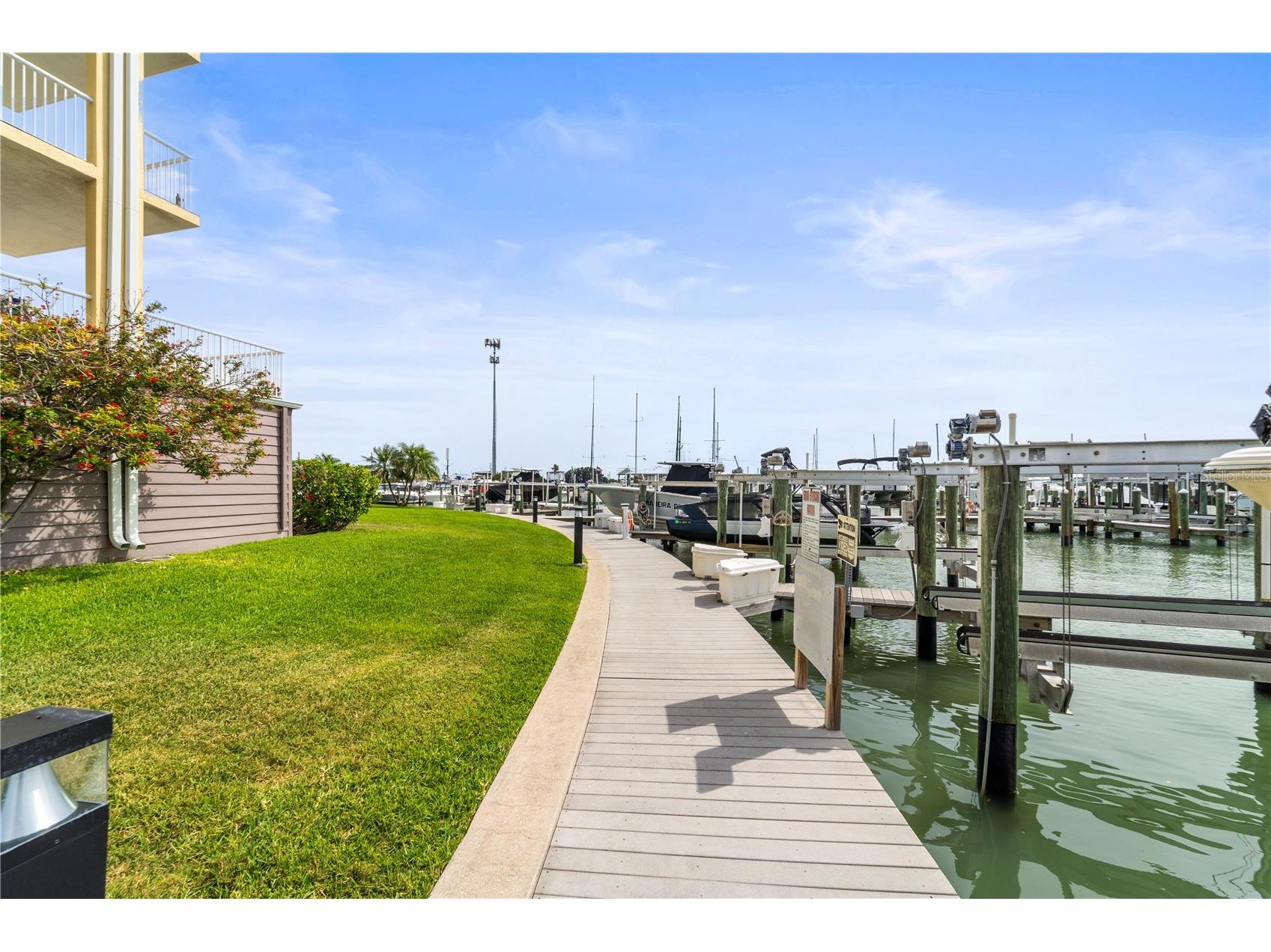 425 150th Avenue #2303 Madeira Beach FL 33708 TB8500323 image53