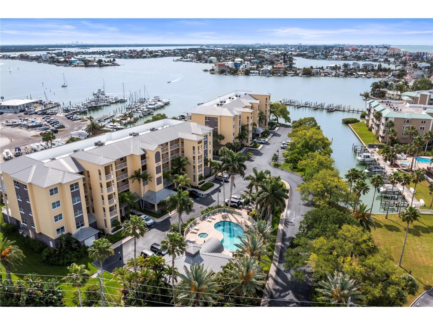 425 150th Avenue #2303 Madeira Beach FL 33708 TB8500323 image64