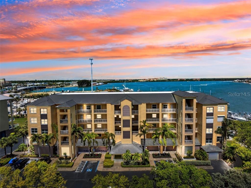 425 150th Avenue #2501 Madeira Beach FL 33708 - BOCA CIEGA BAY TB8373175 image1