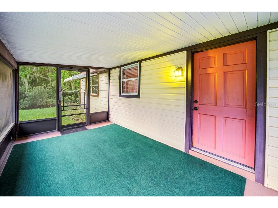 425 1st Street Kenansville FL 34739 S5130910 image4