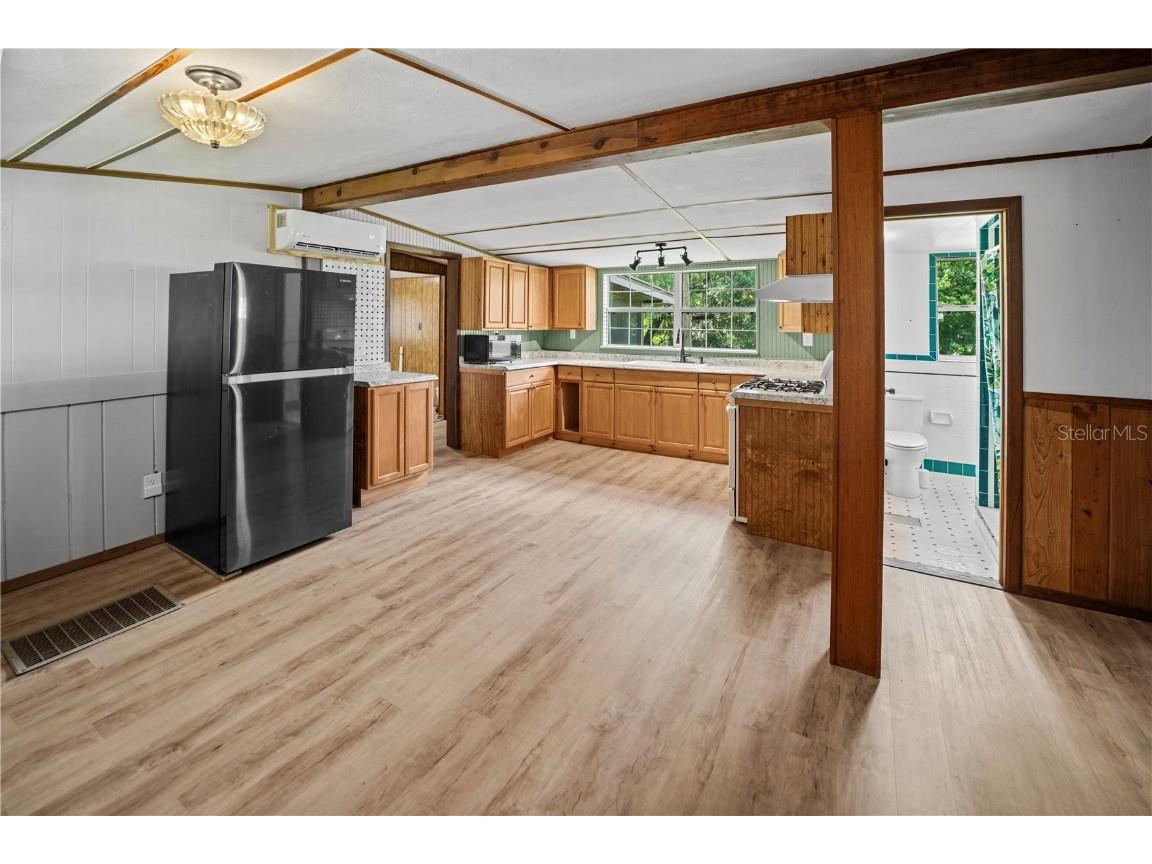 425 1st Street Kenansville FL 34739 S5130910 image5