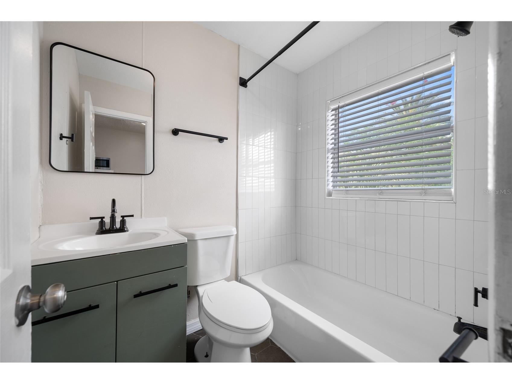 425 2nd Street N Saint Petersburg FL 33701 TB8495013 image11