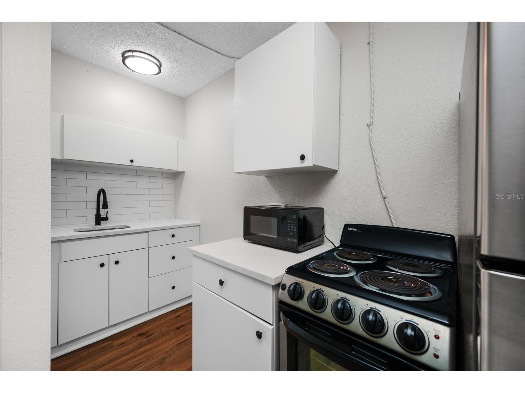 425 2nd Street N Saint Petersburg FL 33701 TB8495013 image16