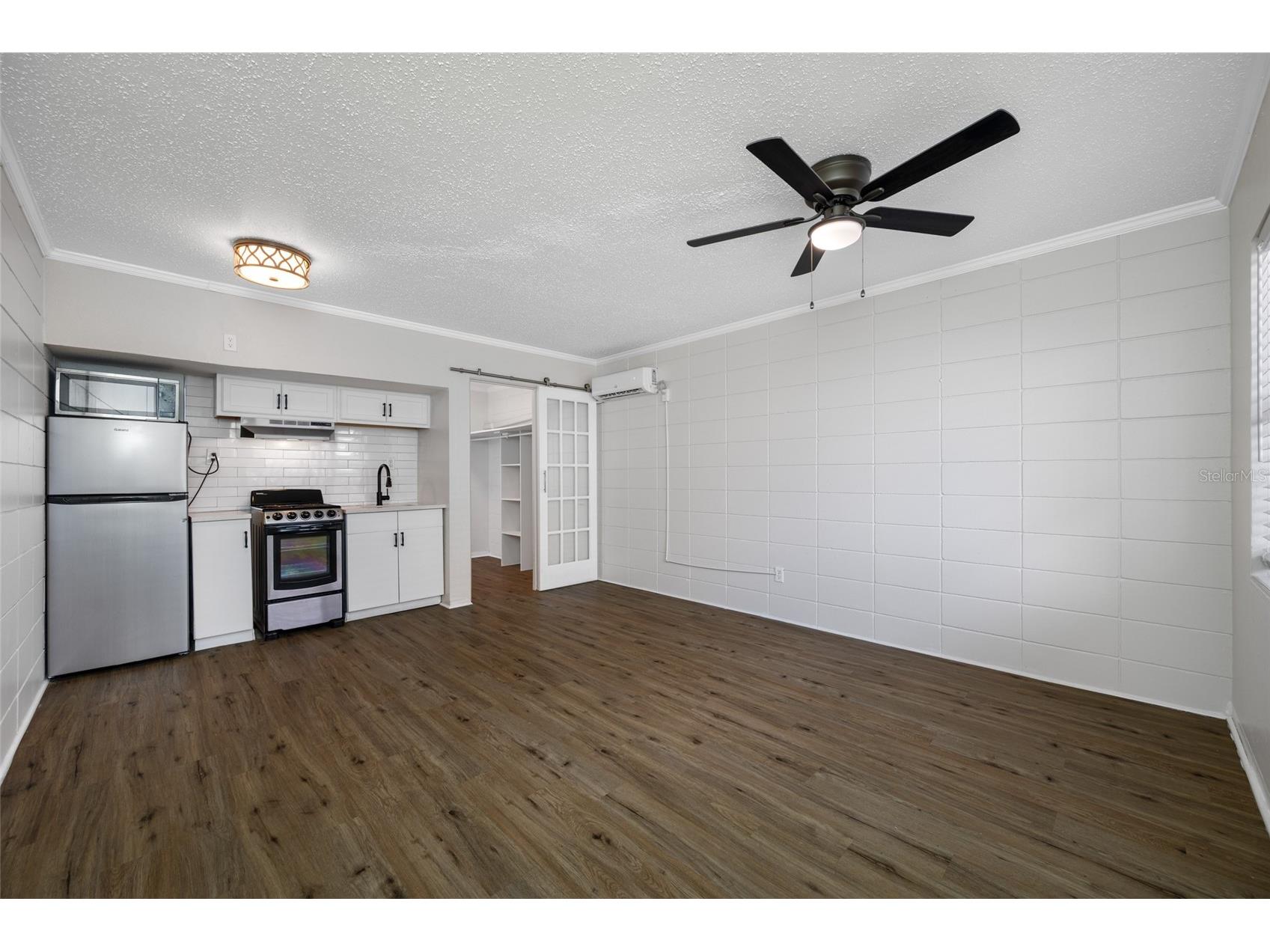 425 2nd Street N Saint Petersburg FL 33701 TB8495013 image19