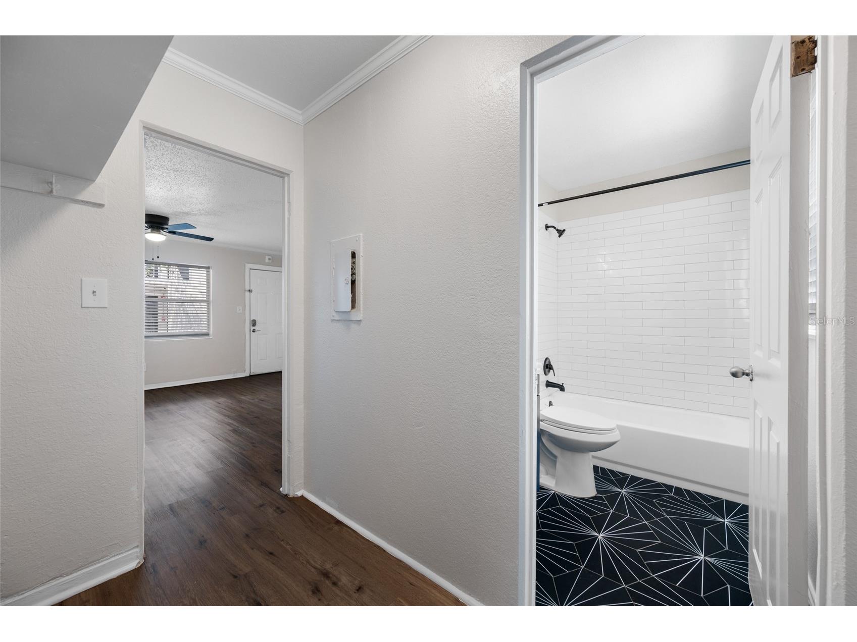425 2nd Street N Saint Petersburg FL 33701 TB8495013 image25