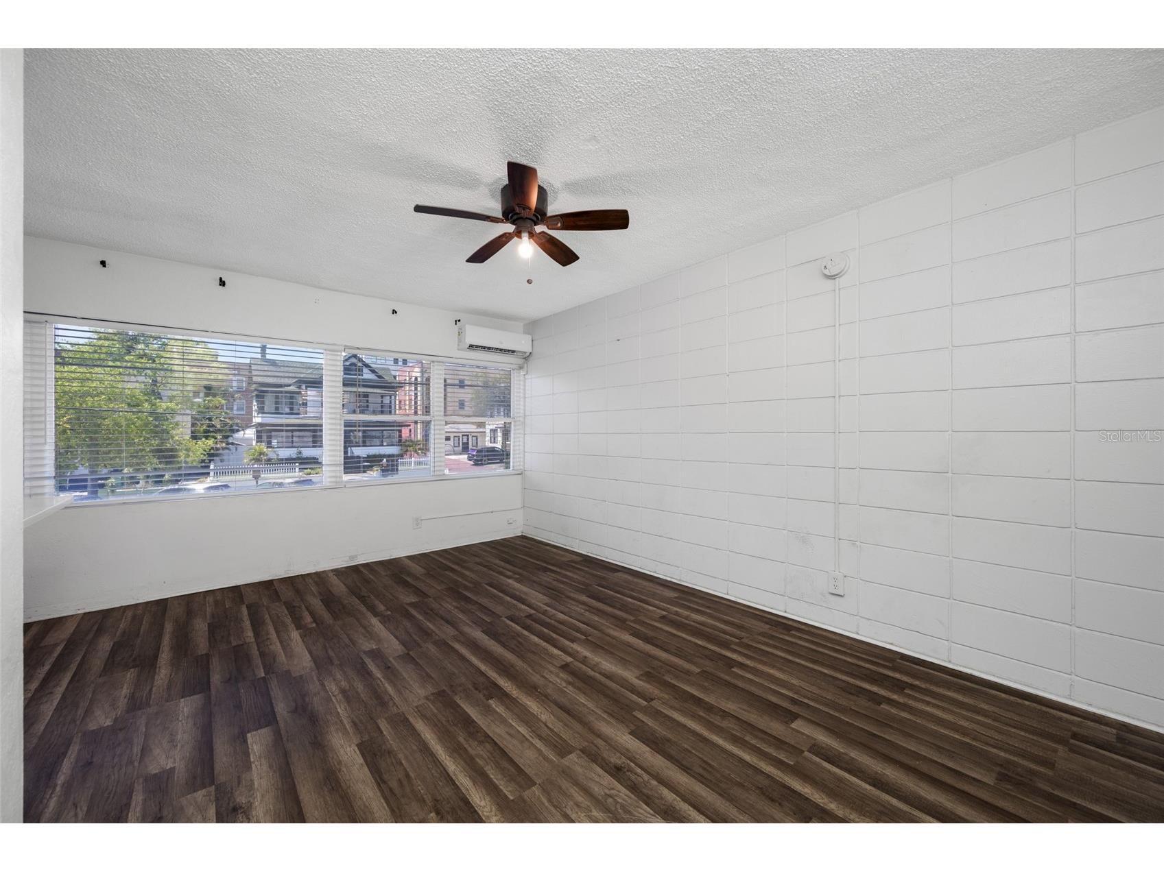 425 2nd Street N Saint Petersburg FL 33701 TB8495013 image29
