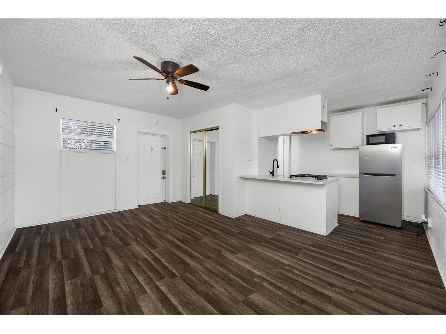 425 2nd Street N Saint Petersburg FL 33701 TB8495013 image30
