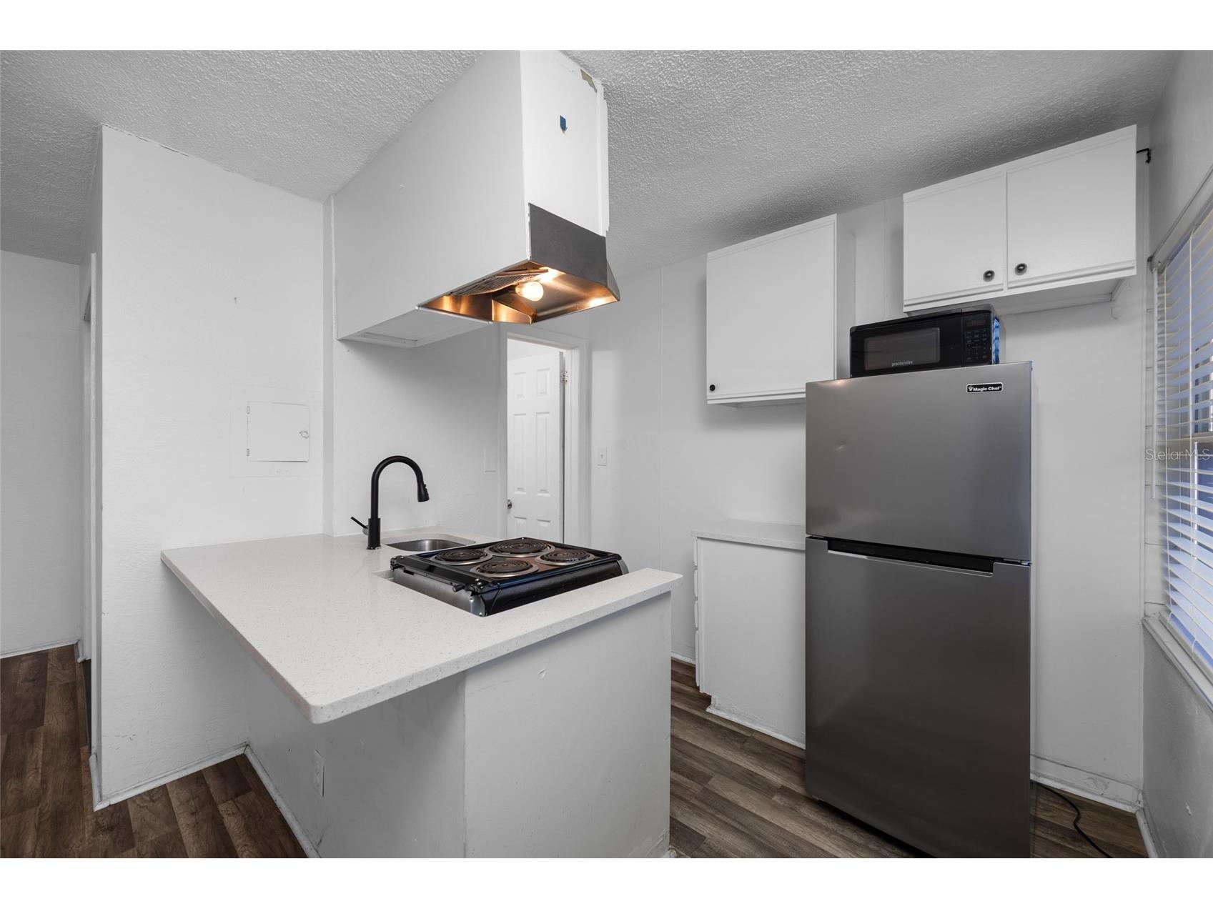 425 2nd Street N Saint Petersburg FL 33701 TB8495013 image32