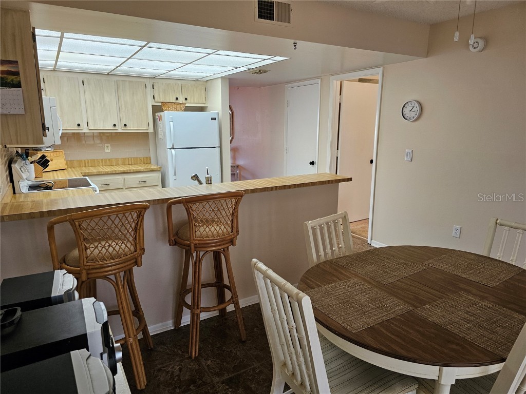 425 30th Avenue W #C104 Bradenton FL 34205 A4648637 image10