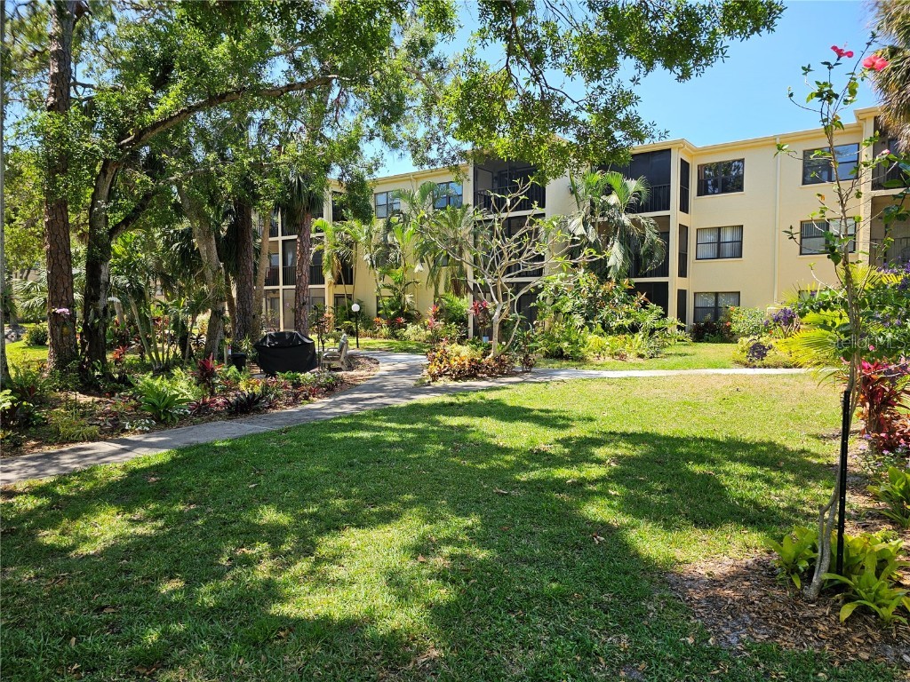 425 30th Avenue W #C104 Bradenton FL 34205 A4648637 image29