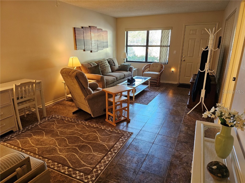 425 30th Avenue W #C104 Bradenton FL 34205 A4648637 image6