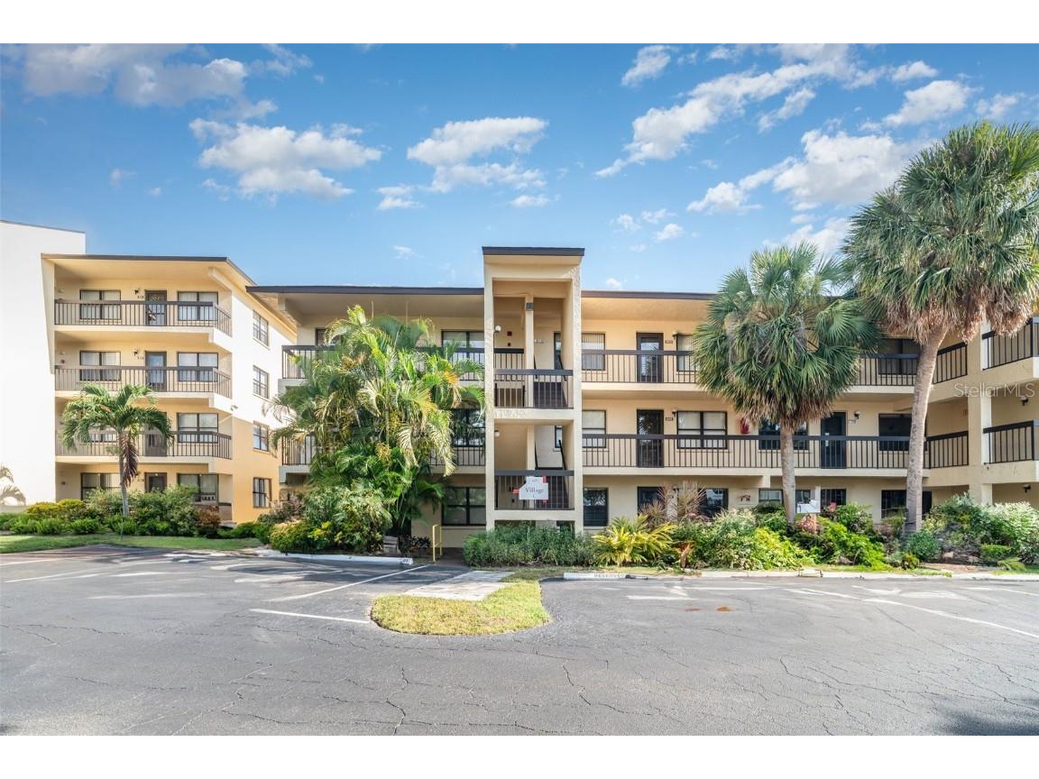 425 30th Avenue W #C201 Bradenton FL 34205 TB8414908 image1