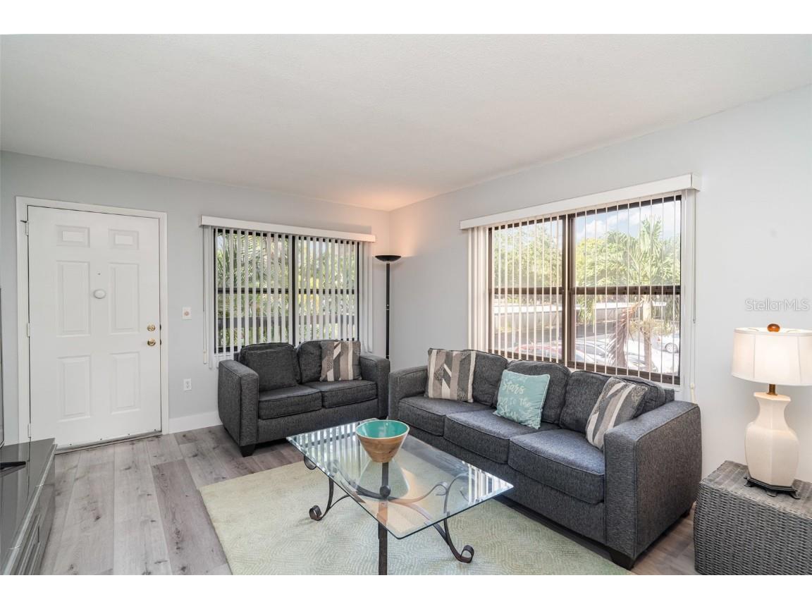 425 30th Avenue W #C201 Bradenton FL 34205 TB8414908 image6