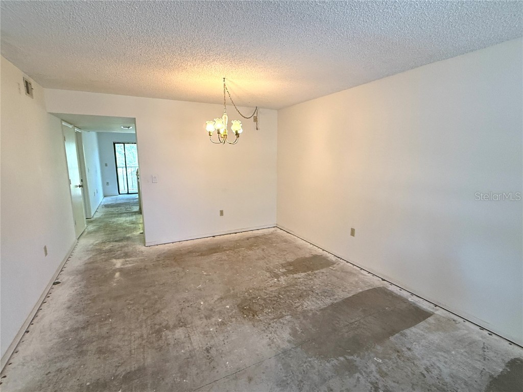 425 30th Avenue W #C204 Bradenton FL 34205 A4650497 image14